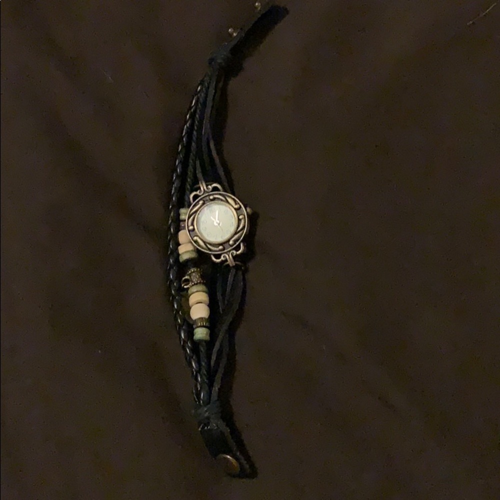Watch - Picture 4 of 4